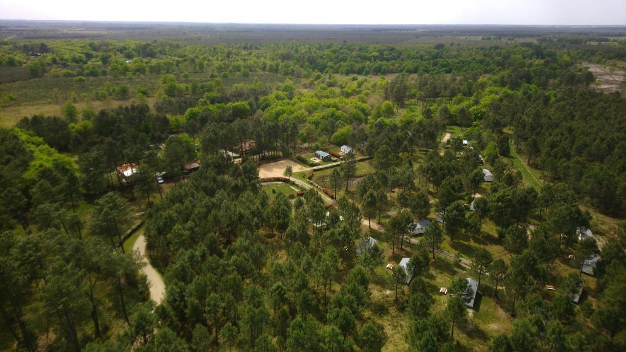 Hotel Les Palafitos Luglon Esterno foto